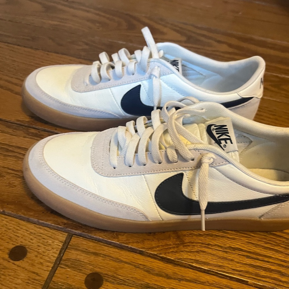 Men’s Nike Killshot 2. Size 11.5. Used good condition.